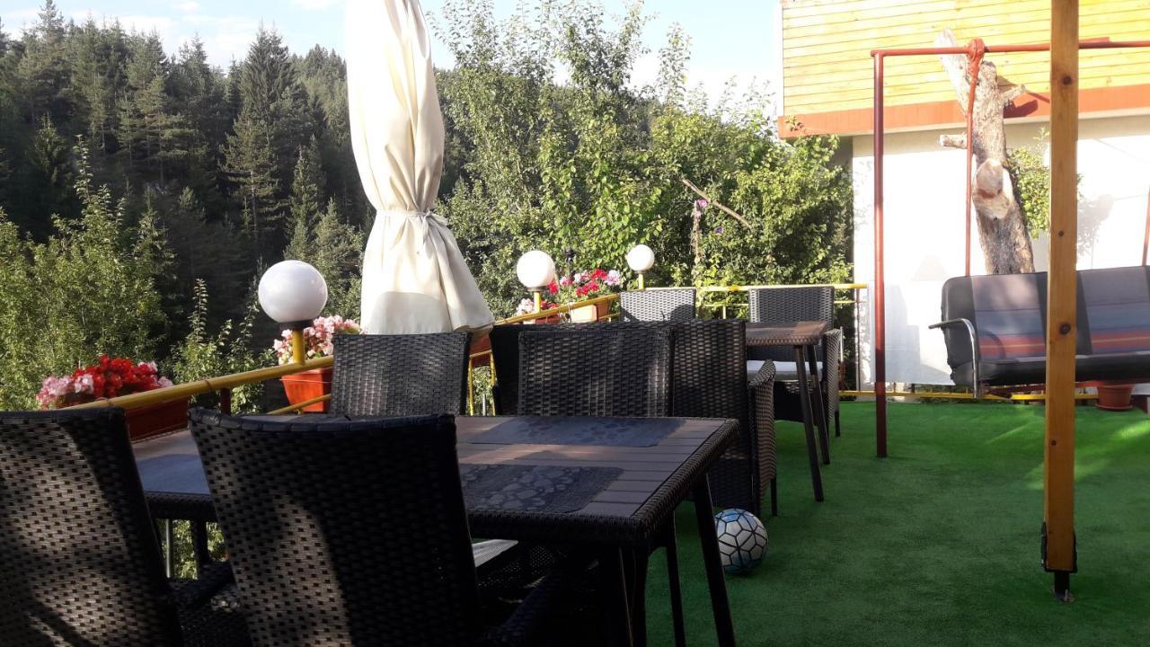 Guest House Stoletnika ياغودينا المظهر الخارجي الصورة